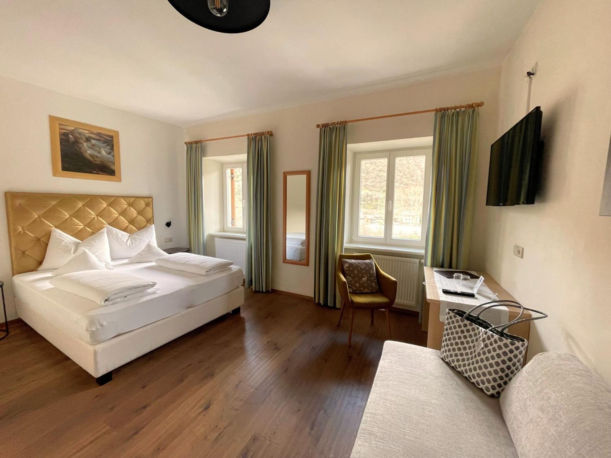Hotel Ansitz Gamp Chiusa Dış mekan fotoğraf